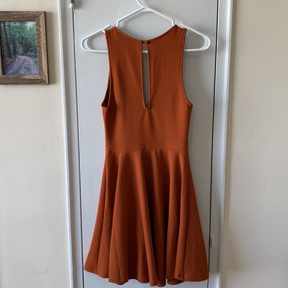 Burnt Orange Seven Sisters Flare Dress (US M) - Picture 2 of 4